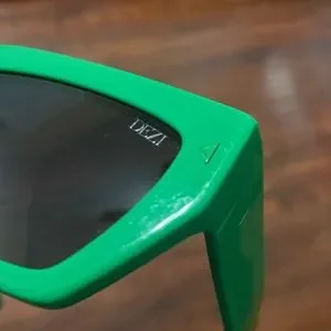 DEZI | Accessories | Dezi Switch Sunglasses In Green And  display picture 1
